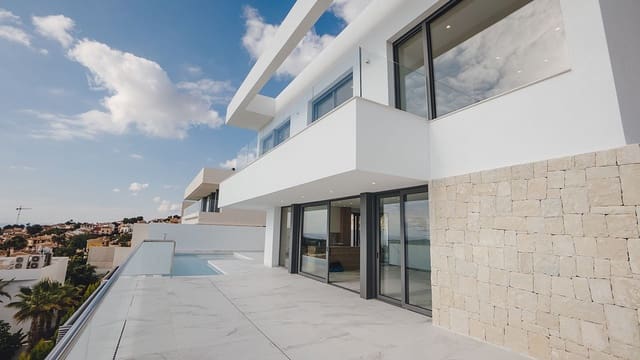 4 bedroom Villa for sale in Finestrat Pueblo, Finestrat with pool garage - € 1,400,000 (Ref: 6600589)