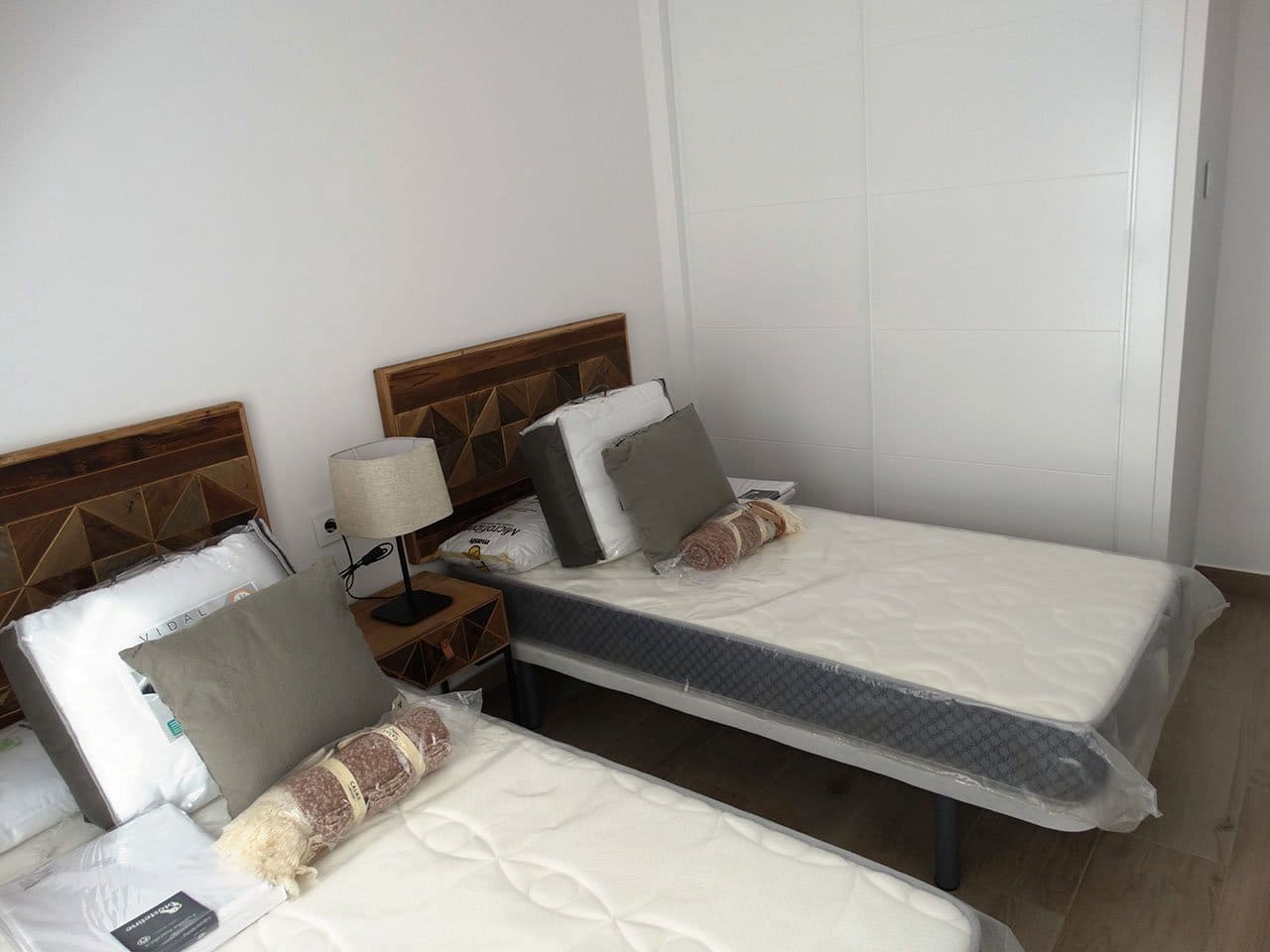 3 soveværelse Semi-Rækkehus til salg i Pilar de la Horadada med swimmingpool garage - € 379.900 (Ref: 7296327)