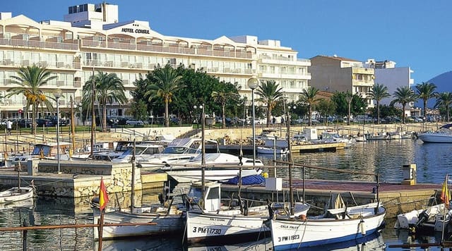 2 soveværelse Lejlighed til salg i Cala Bona, Son Servera med garage - € 310.000 (Ref: 7446115)