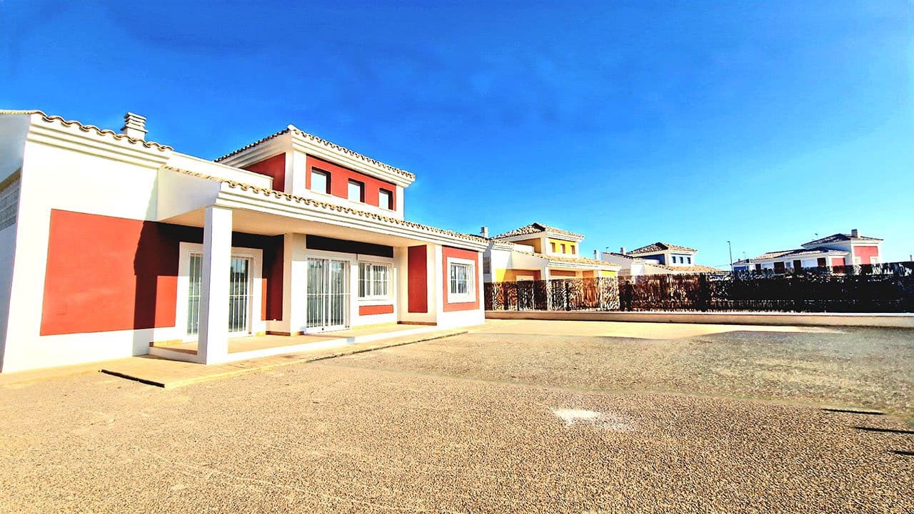 3 bedroom Villa for sale in Lorca with garage - € 375,000 (Ref: 7810180)