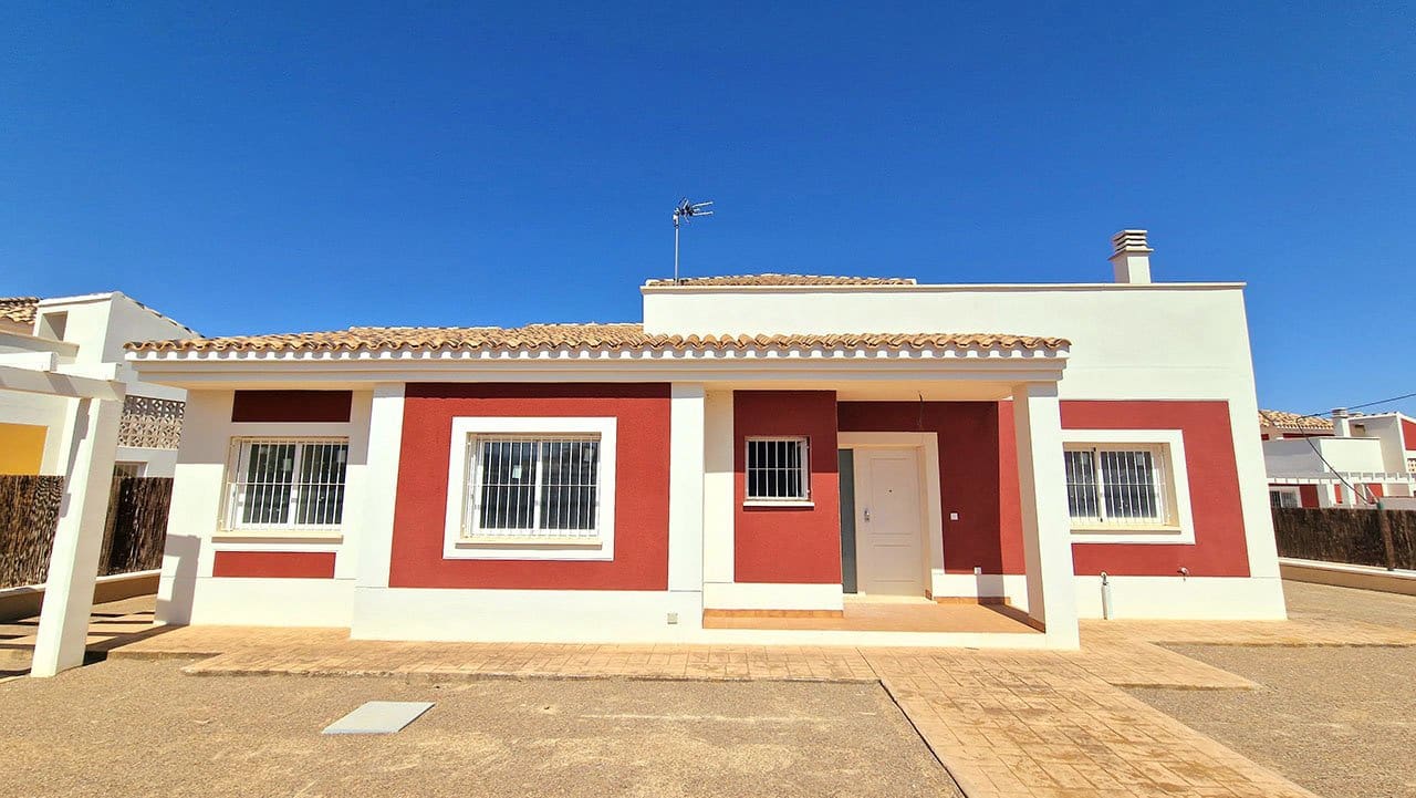 3 bedroom Villa for sale in Lorca with garage - € 375,000 (Ref: 7810180)