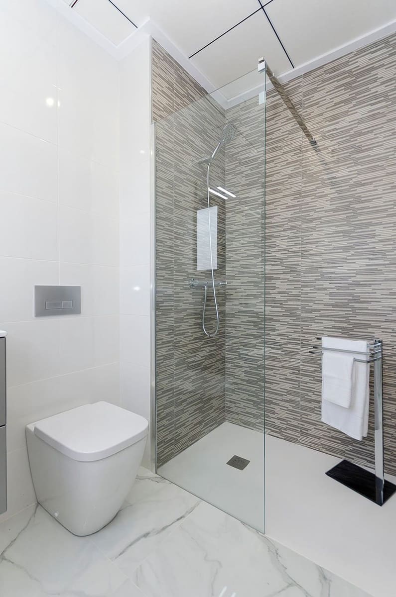 3 bedroom Villa for sale in Torrevieja with pool garage - € 385,000 (Ref: 8174059)