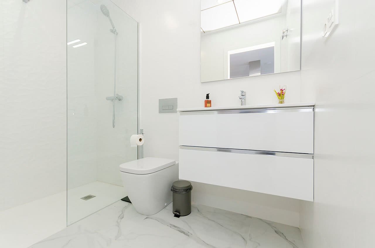 3 bedroom Villa for sale in Torrevieja with pool garage - € 385,000 (Ref: 8174059)