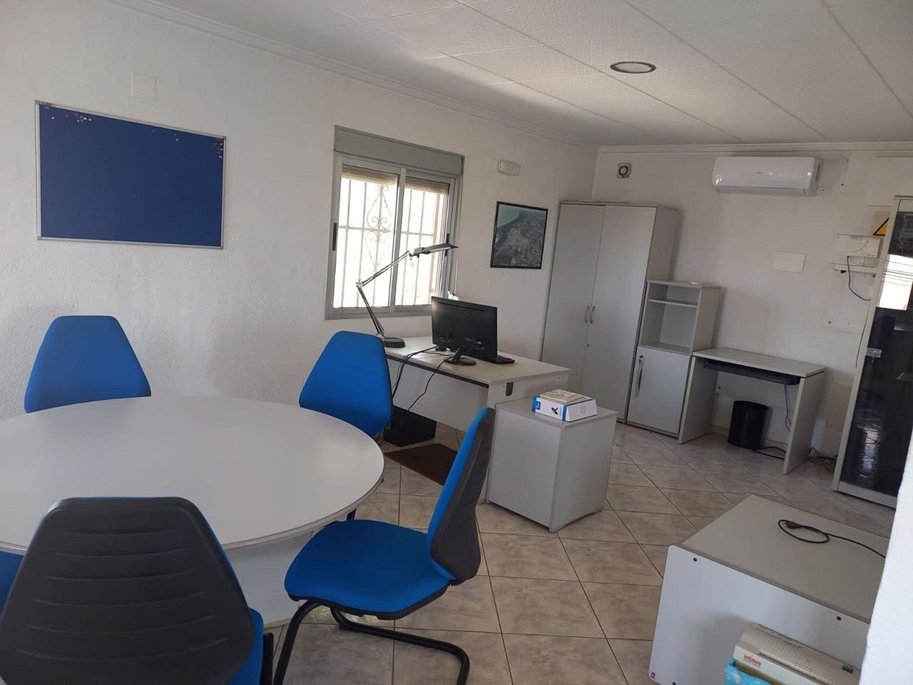 6 bedroom Villa for sale in San Fulgencio - € 295,000 (Ref: 8683639)