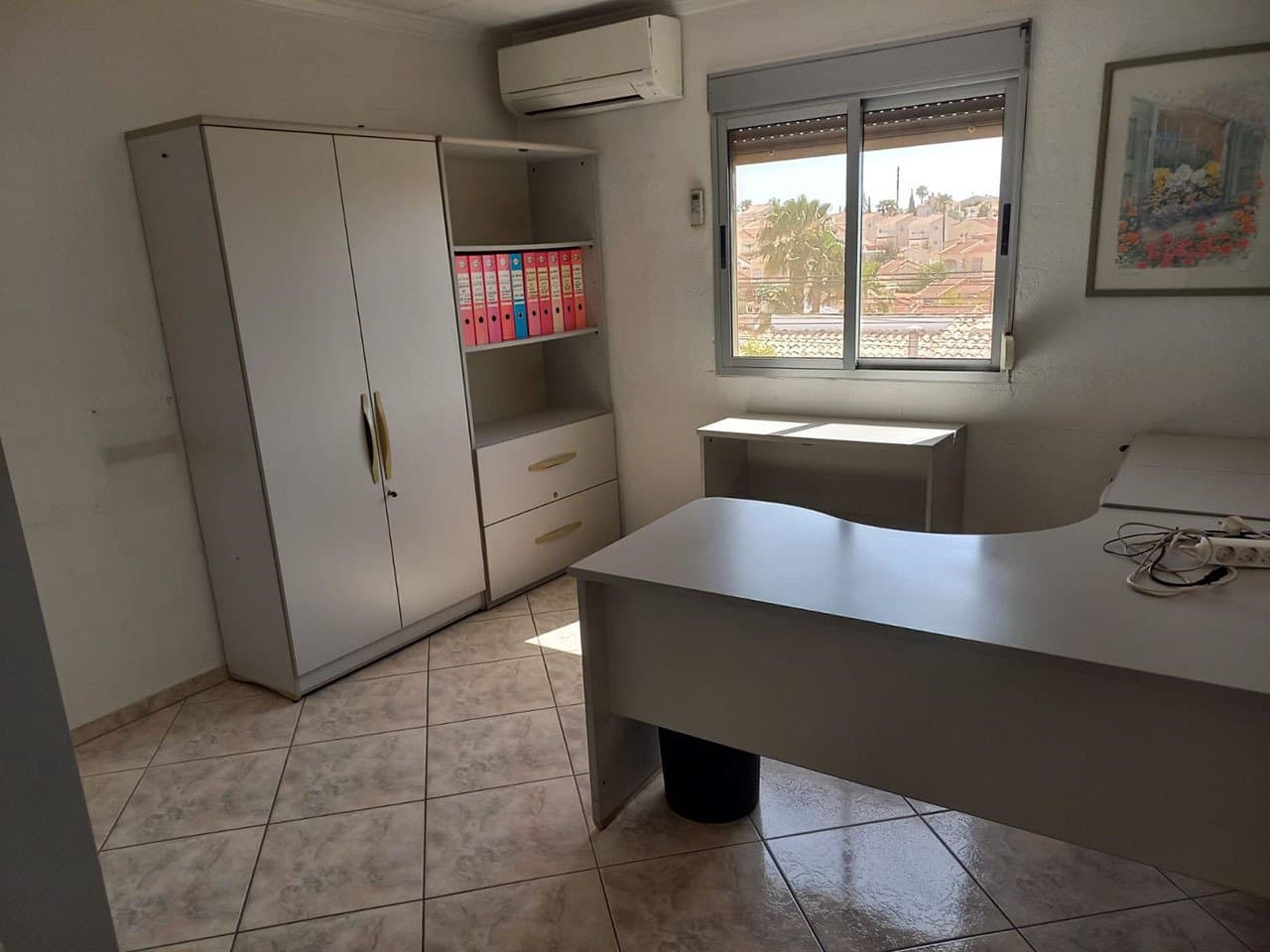 6 bedroom Villa for sale in San Fulgencio - € 295,000 (Ref: 8683639)