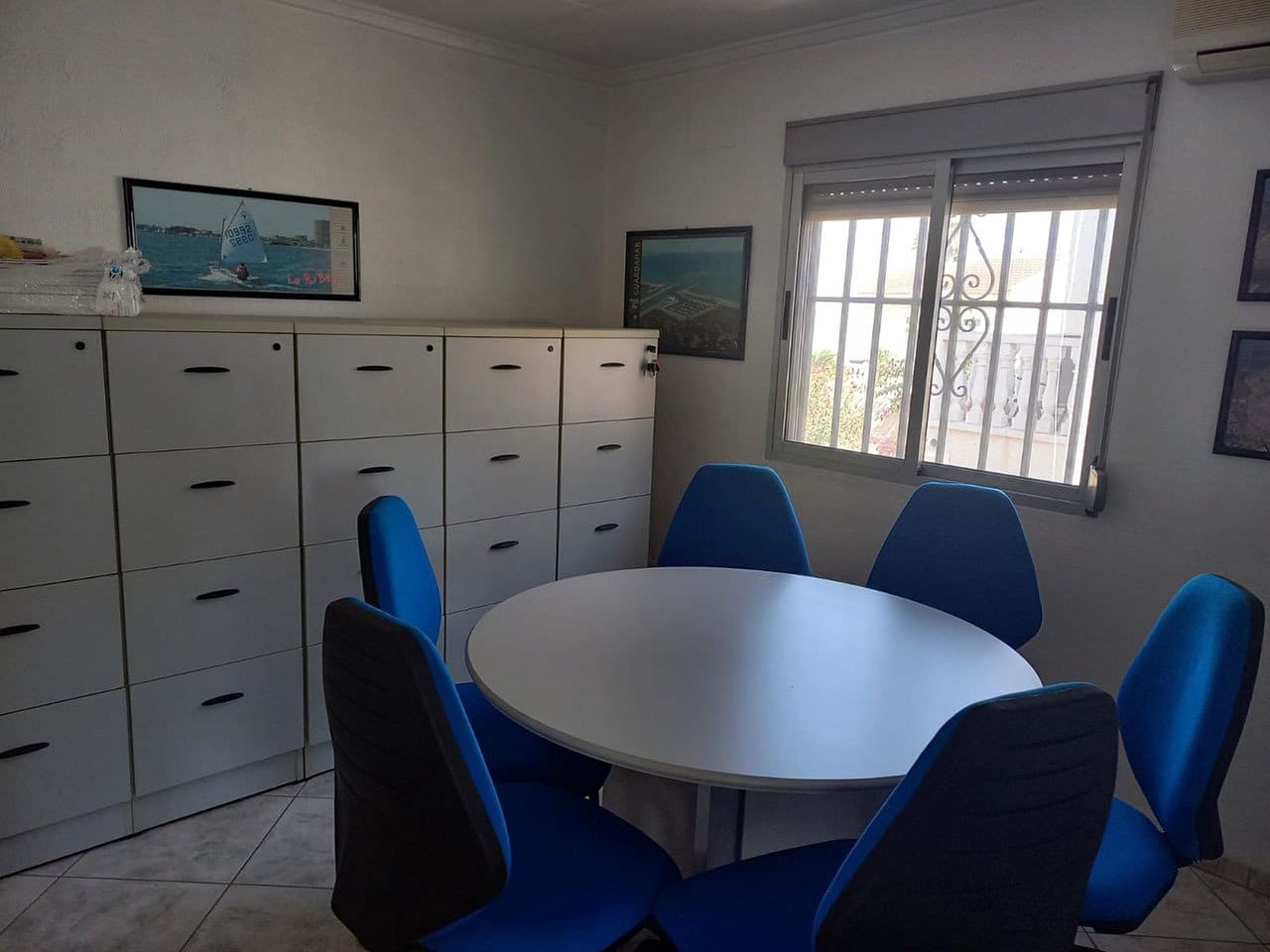 6 bedroom Villa for sale in San Fulgencio - € 295,000 (Ref: 8683639)