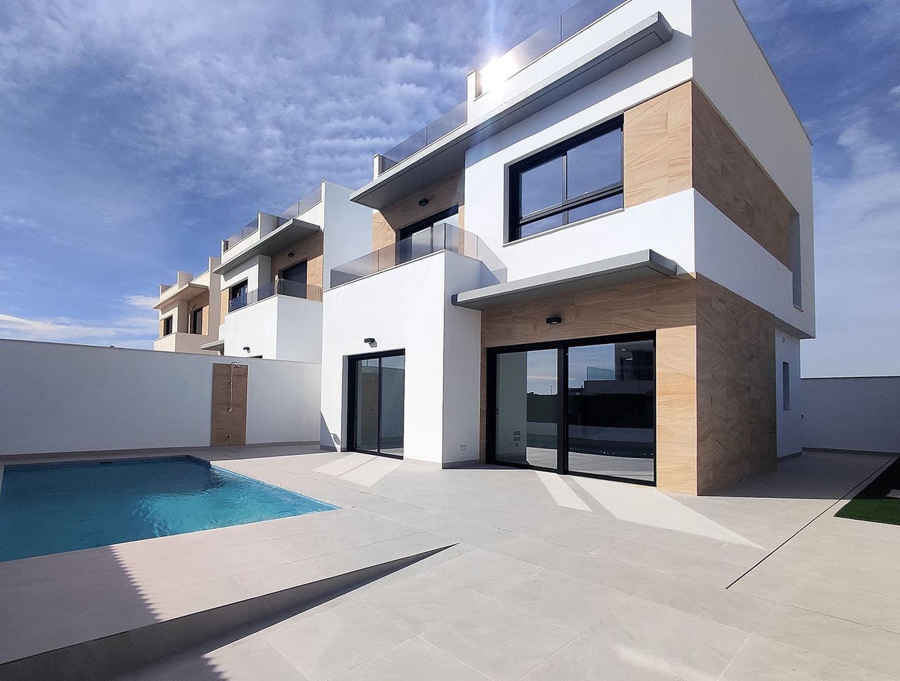 3 bedroom Villa for sale in Benijofar with pool garage - € 449,000 (Ref: 8922496)