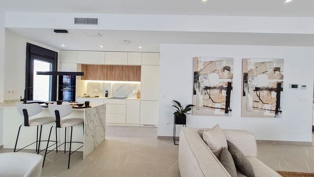 3 quarto Moradia para venda em Los Alcázares com piscina garagem - 695 000 € (Ref: 9393448)