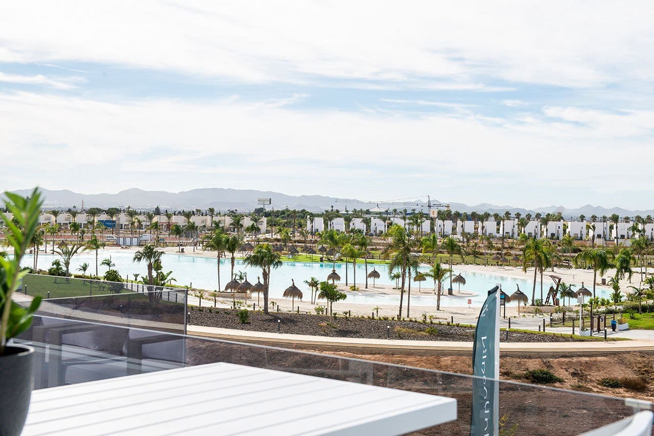 3 quarto Moradia para venda em Los Alcazares com piscina garagem - 695 000 € (Ref: 9393448)