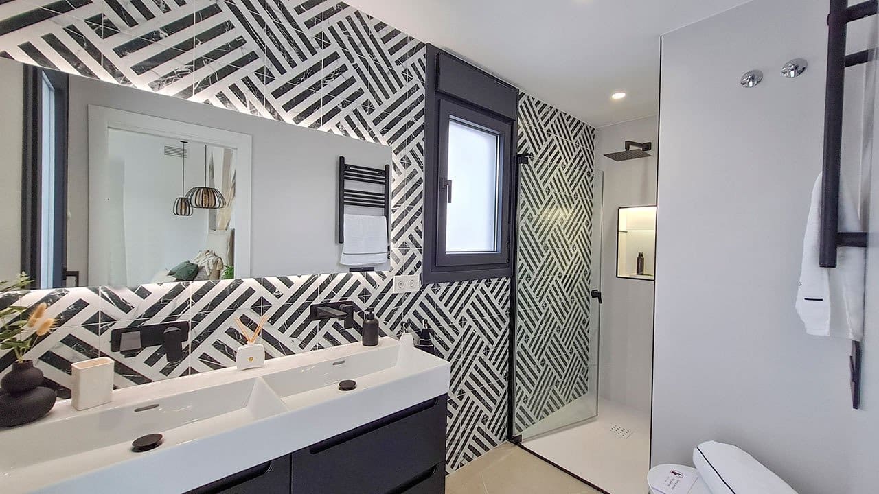 3 quarto Moradia para venda em Los Alcazares com piscina garagem - 695 000 € (Ref: 9393448)