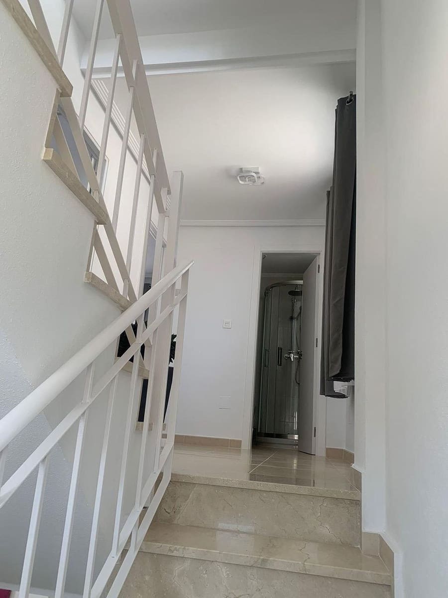 3 makuuhuone Huvila myytävänä paikassa San Fulgencio mukana uima-altaan 
autotalli - 279 000 € (Ref: 9534606)