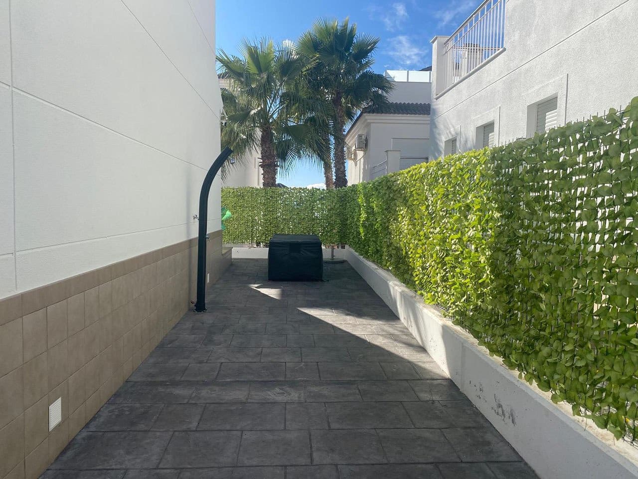 3 makuuhuone Huvila myytävänä paikassa San Fulgencio mukana uima-altaan 
autotalli - 279 000 € (Ref: 9534606)