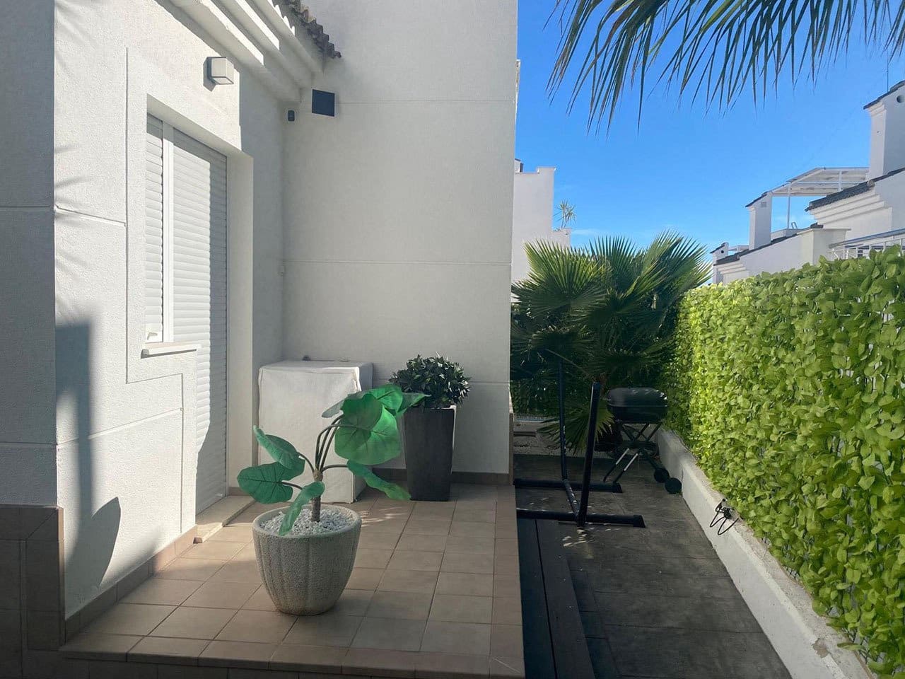 3 makuuhuone Huvila myytävänä paikassa San Fulgencio mukana uima-altaan 
autotalli - 279 000 € (Ref: 9534606)