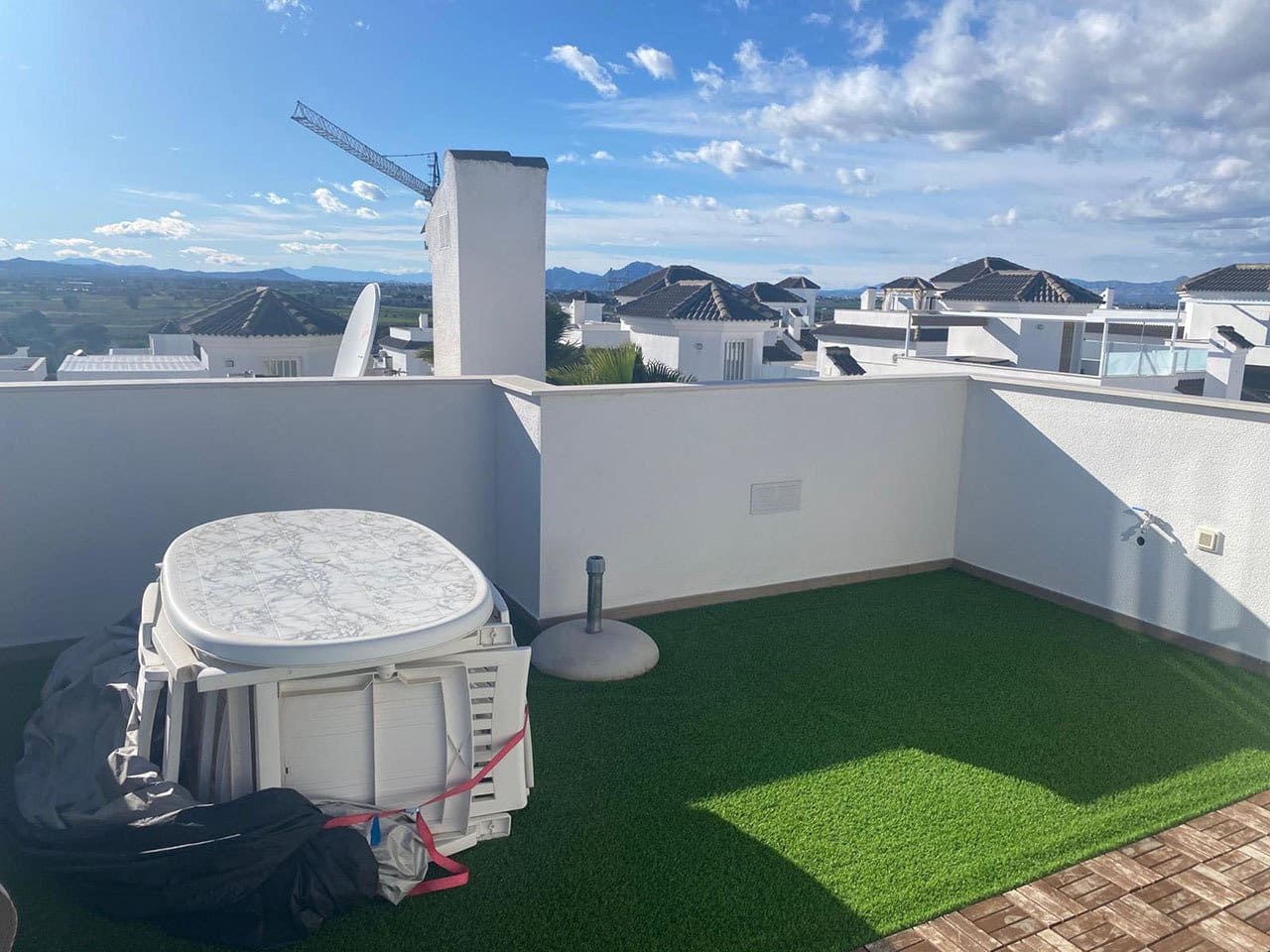 3 makuuhuone Huvila myytävänä paikassa San Fulgencio mukana uima-altaan 
autotalli - 279 000 € (Ref: 9534606)