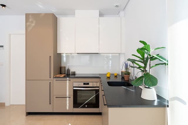 3 Zimmer Doppelhaus zu verkaufen in La Marina, Elche / Elx mit Pool Garage - 459.000 € (Ref: 9566546)