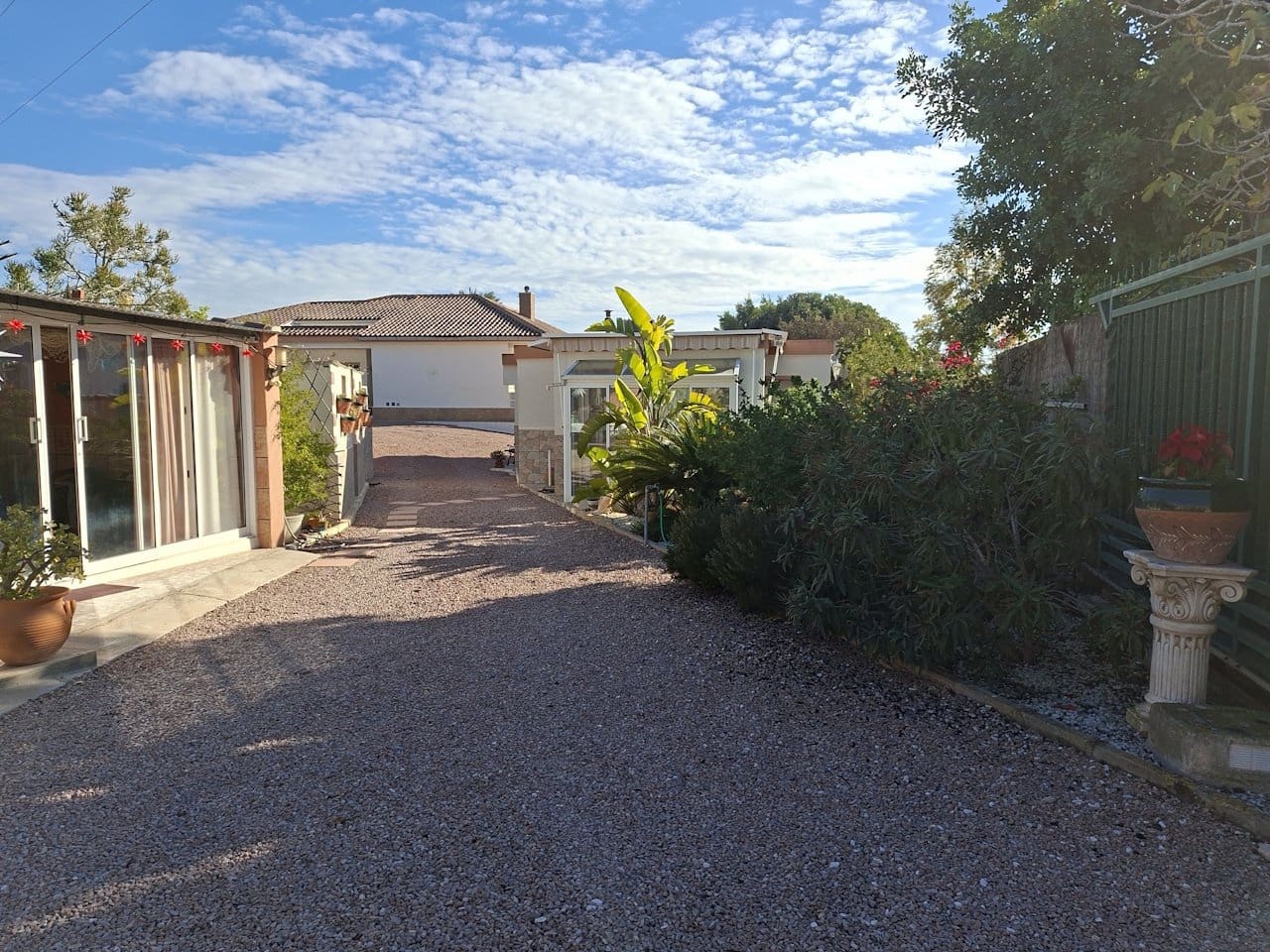 6 slaapkamer Villa te koop in La Marina met zwembad garage - € 795.000 (Ref: 9672426)