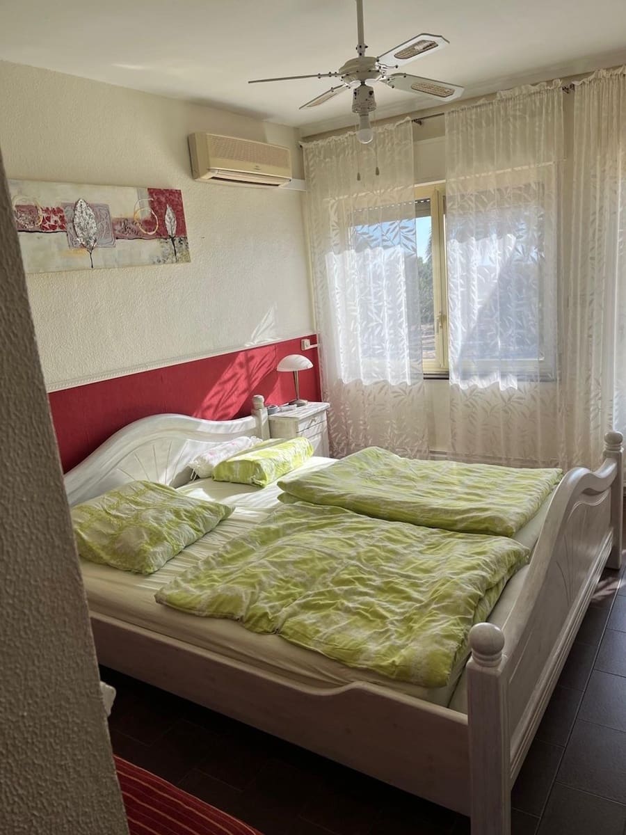 6 bedroom Villa for sale in La Marina with pool garage - € 795,000 (Ref: 9672426)