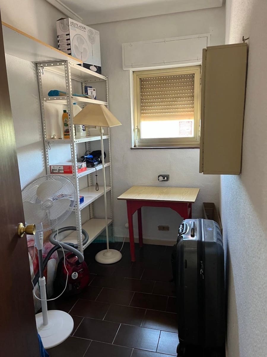 6 bedroom Villa for sale in La Marina with pool garage - € 795,000 (Ref: 9672426)