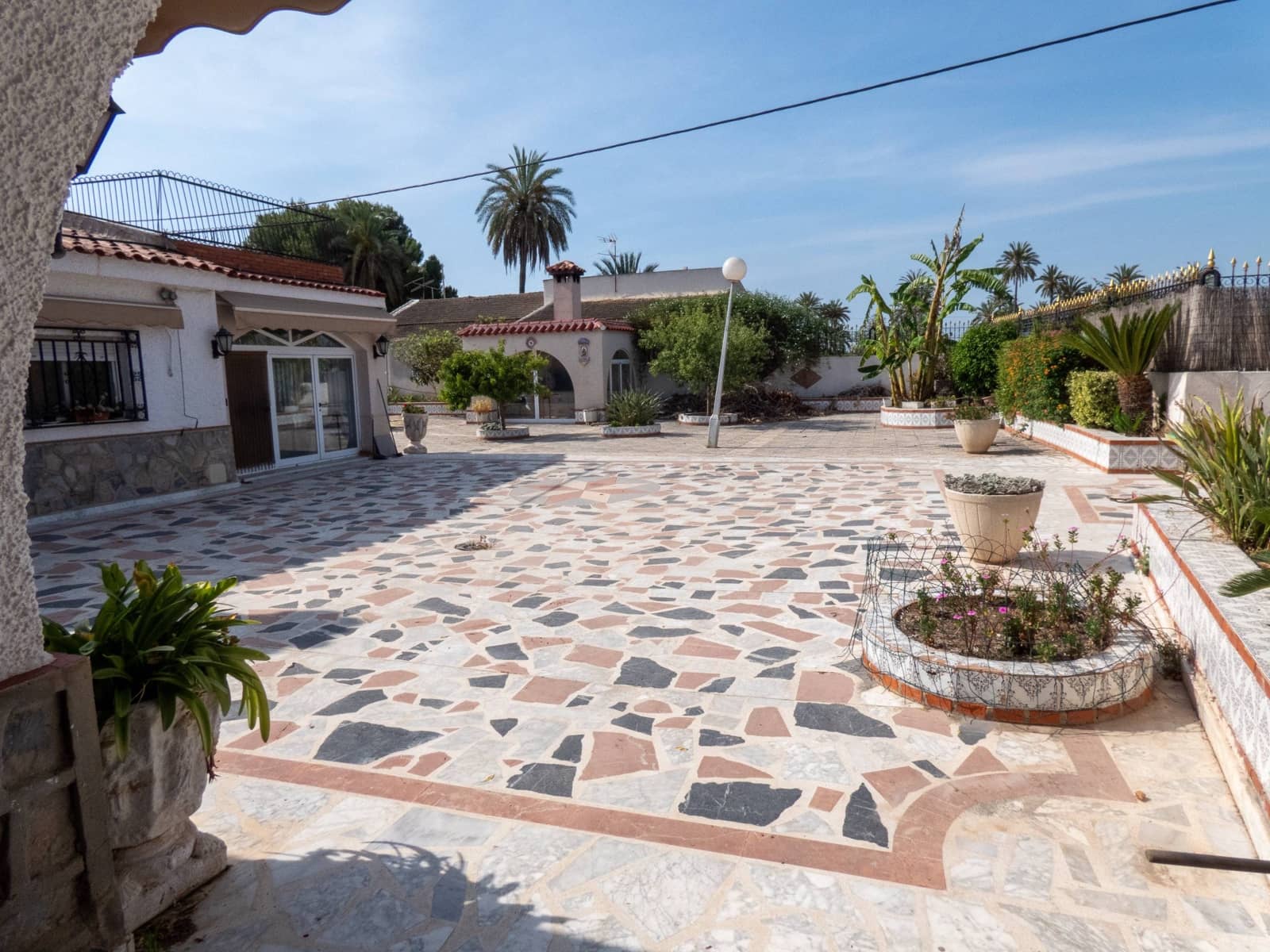 4 slaapkamer Villa te koop in Daimes met zwembad - € 475.000 (Ref: 9491748)