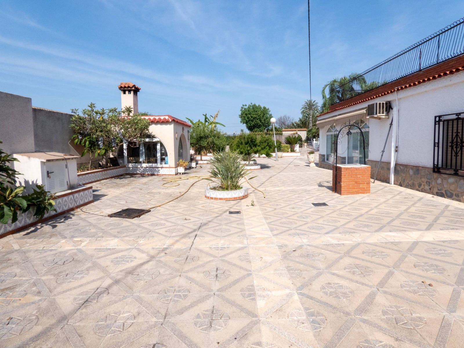 4 slaapkamer Villa te koop in Daimes met zwembad - € 475.000 (Ref: 9491748)