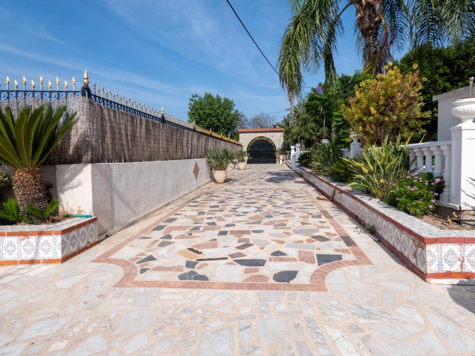 4 slaapkamer Villa te koop in Daimes met zwembad - € 475.000 (Ref: 9491748)