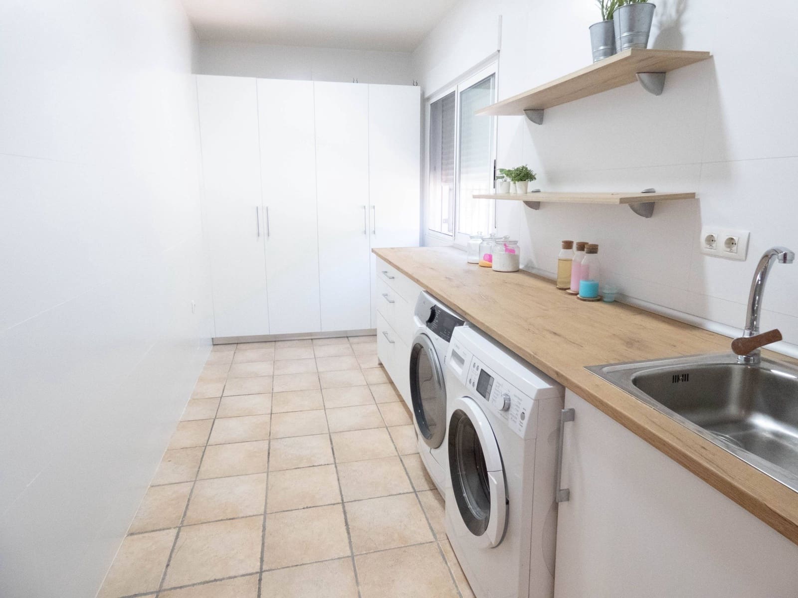 4 bedroom Villa for sale in Valverde with pool - € 589,900 (Ref: 9491751)