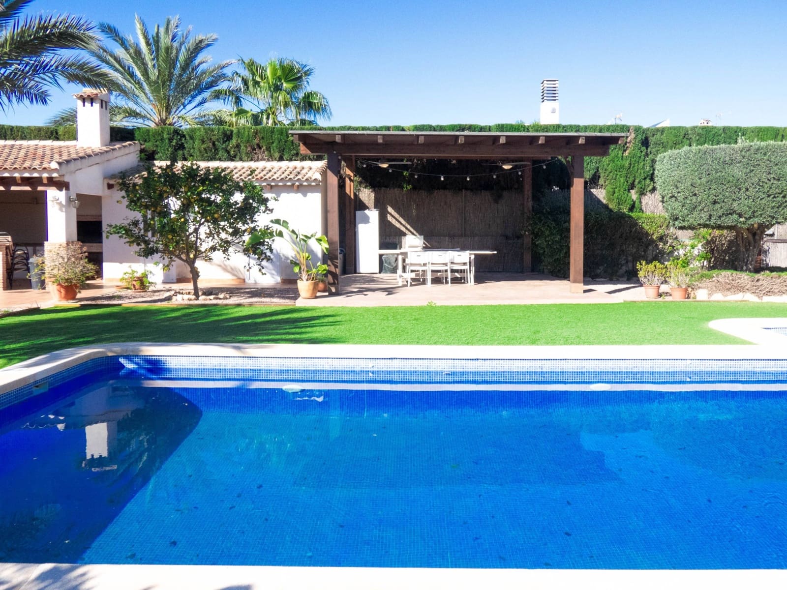 4 bedroom Villa for sale in Valverde with pool - € 589,900 (Ref: 9491751)