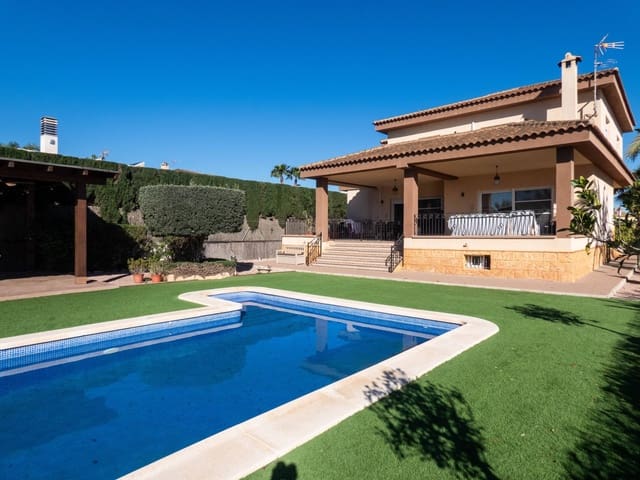 4 bedroom Villa for sale in Valverde, Elche / Elx with pool - € 589,900 (Ref: 9491751)