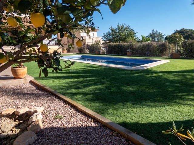 4 bedroom Villa for sale in Valverde, Elche / Elx with pool - € 589,900 (Ref: 9491751)