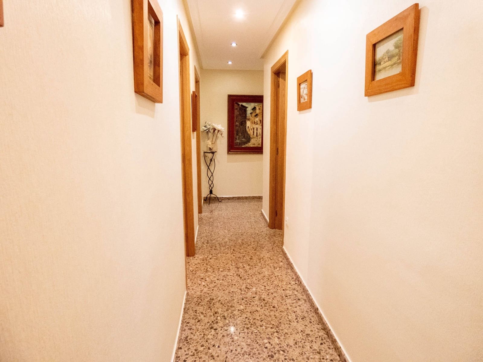 3 bedroom Flat for sale in Elche / Elx with garage - € 178,500 (Ref: 9491756)