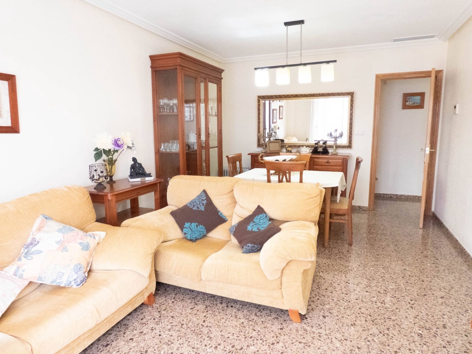 3 bedroom Flat for sale in Elche / Elx with garage - € 178,500 (Ref: 9491756)