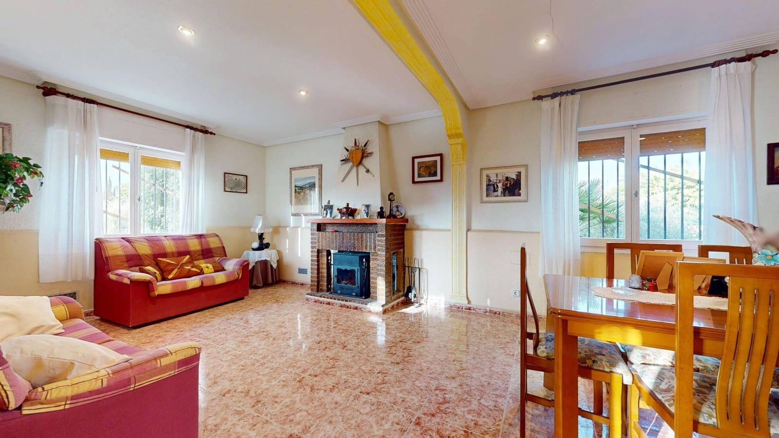 3 bedroom Finca/Country House for sale in Matola with pool - € 289,500 (Ref: 9491758)