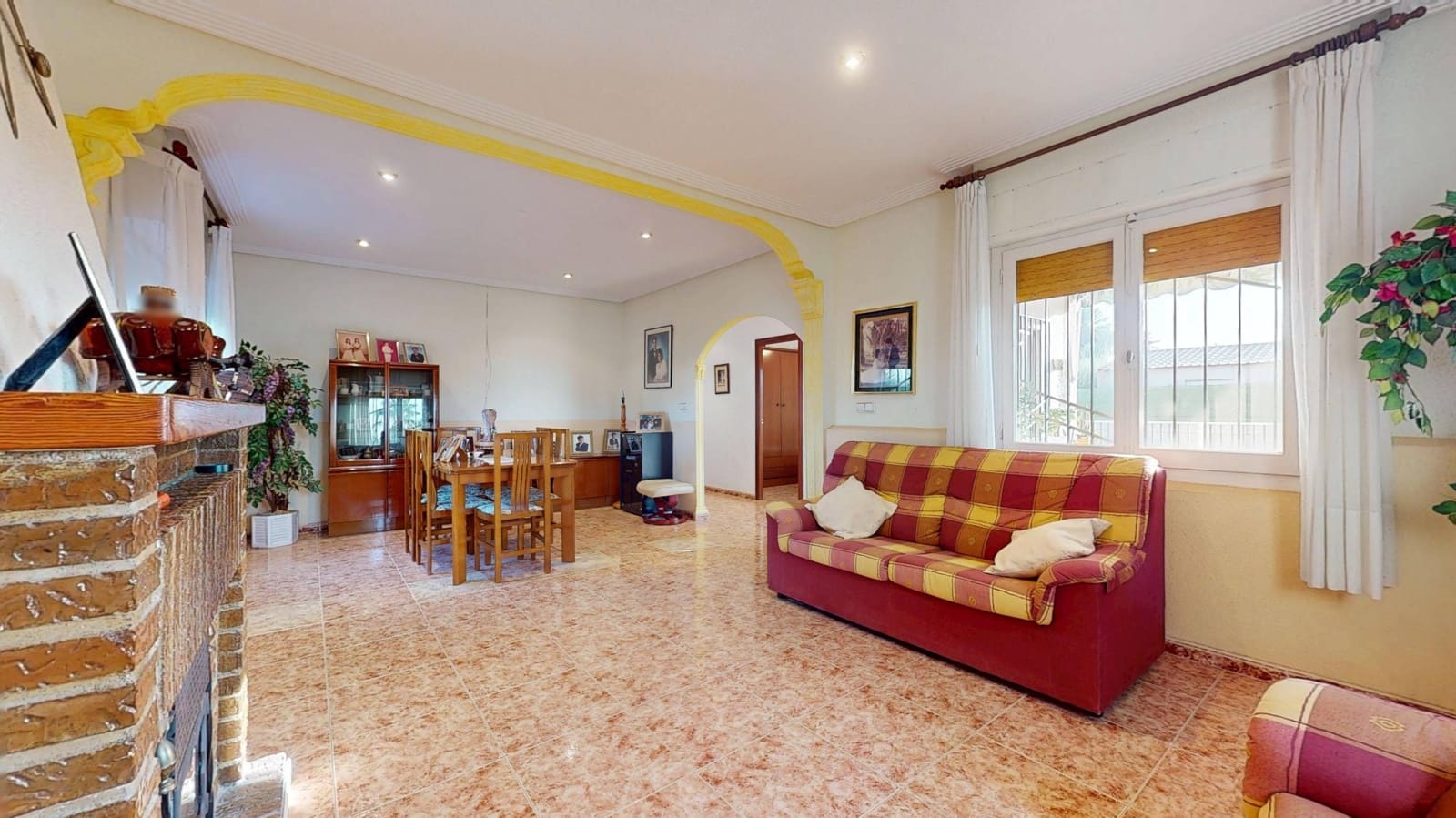 3 bedroom Finca/Country House for sale in Matola with pool - € 289,500 (Ref: 9491758)