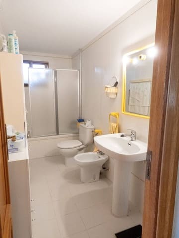 3 makuuhuone Asunto myytävänä paikassa Playa de San Juan, Alicante kaupunki mukana uima-altaan 
autotalli - 569 000 € (Ref: 9491759)