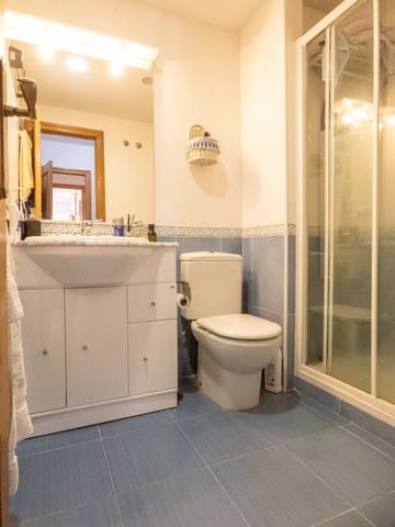 3 makuuhuone Asunto myytävänä paikassa Playa de San Juan, Alicante kaupunki mukana uima-altaan 
autotalli - 569 000 € (Ref: 9491759)