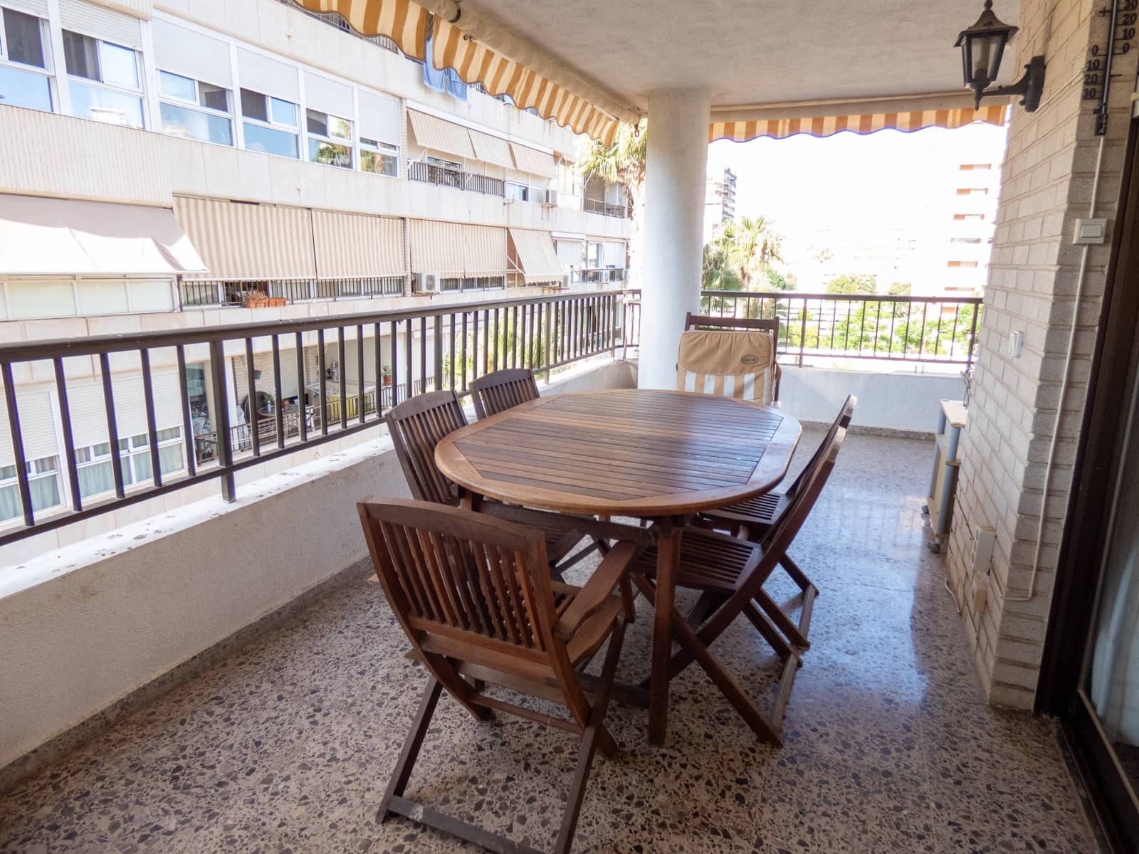 3 makuuhuone Asunto myytävänä paikassa Playa de San Juan mukana uima-altaan 
autotalli - 569 000 € (Ref: 9491759)