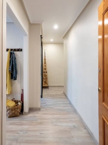 3 slaapkamer Flat te koop in Altabix, Elche / Elx met garage - € 220.000 (Ref: 9491760)