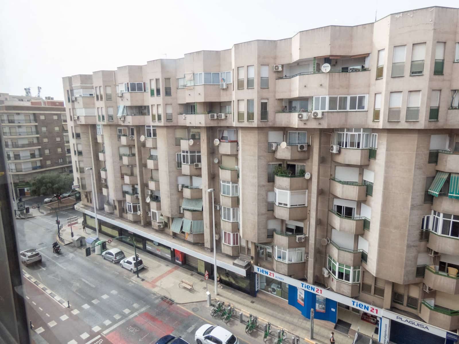 3 bedroom Flat for sale in Elche / Elx with garage - € 220,000 (Ref: 9491760)