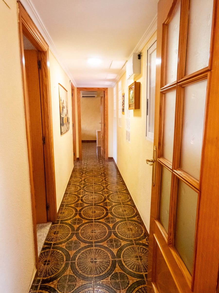 4 sovrum Villa till salu i Polop med pool - 480 000 € (Ref: 9491765)