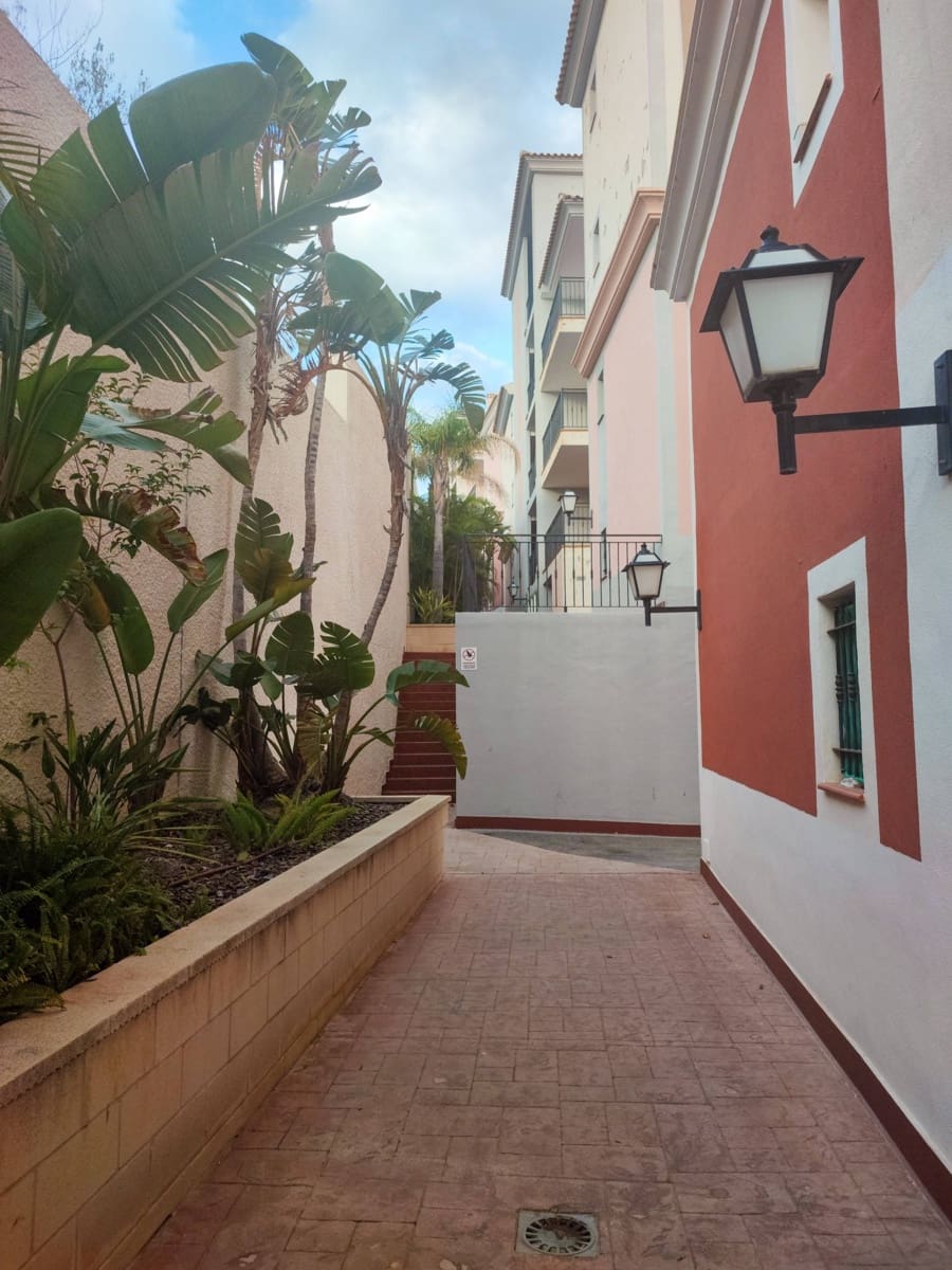 2 bedroom Flat for sale in Muchamiel / Mutxamel with pool - € 194,000 (Ref: 9491767)