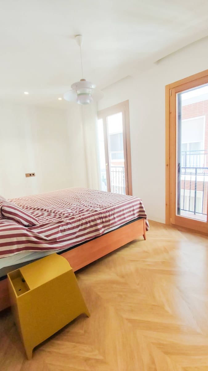 2 bedroom Flat for rent in Elche / Elx - € 1,200 (Ref: 9491768)