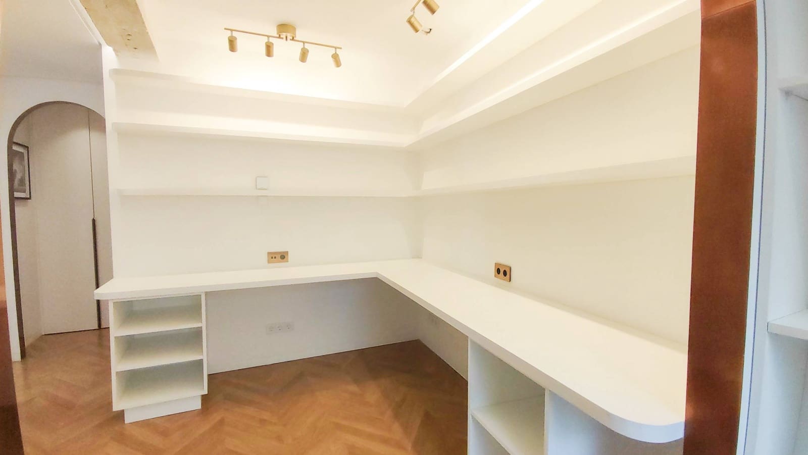 2 bedroom Flat for rent in Elche / Elx - € 1,200 (Ref: 9491768)