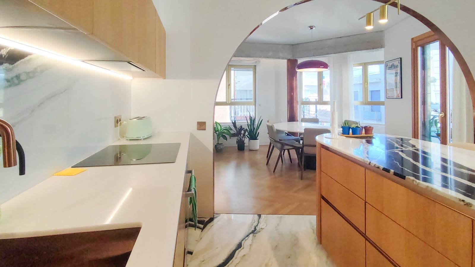 2 bedroom Flat for rent in Elche / Elx - € 1,200 (Ref: 9491768)