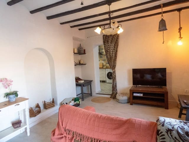 4 makuuhuone Omakotitalo myytävänä paikassa Casas del Senor, Monóvar / Monóver - 139 500 € (Ref: 9499037)