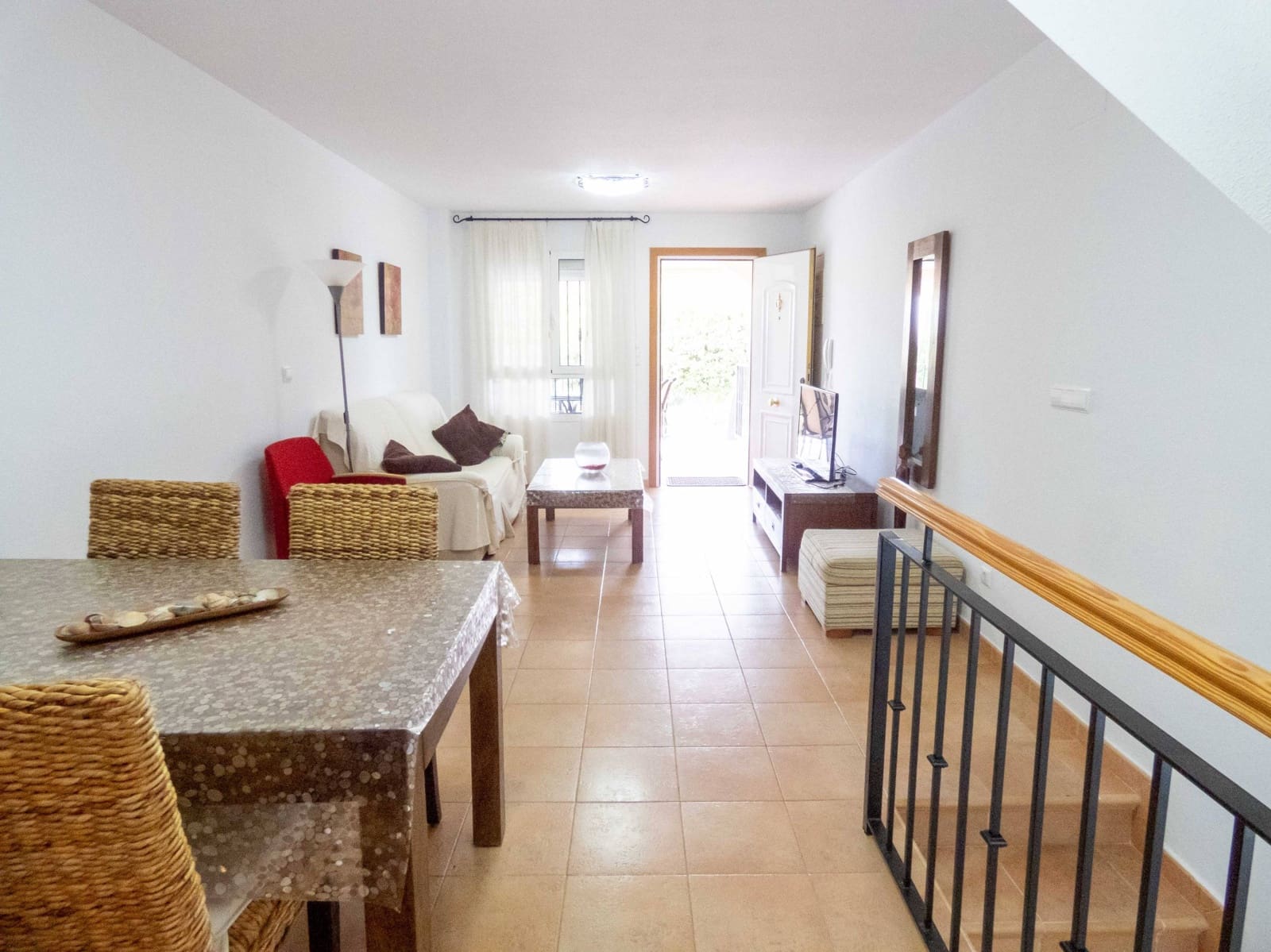 3 slaapkamer Rijtjeshuis te koop in Muchamiel / Mutxamel met zwembad - € 220.000 (Ref: 9530841)