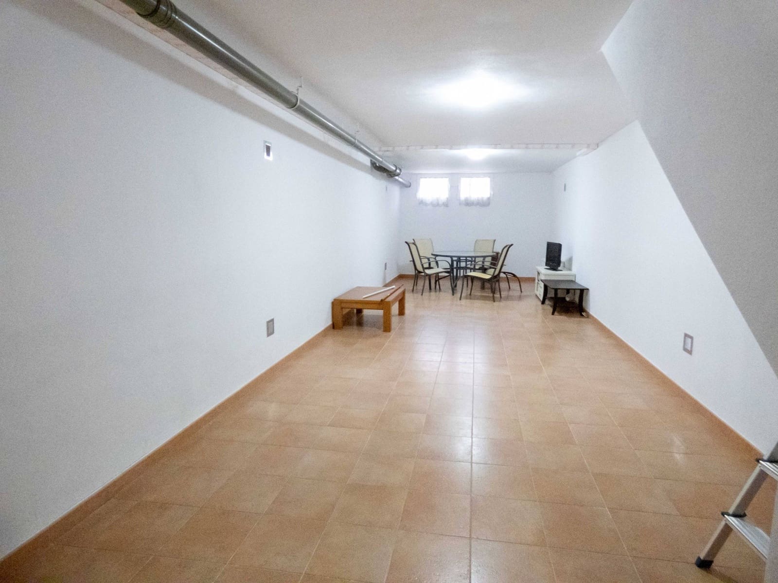 3 slaapkamer Rijtjeshuis te koop in Muchamiel / Mutxamel met zwembad - € 220.000 (Ref: 9530841)