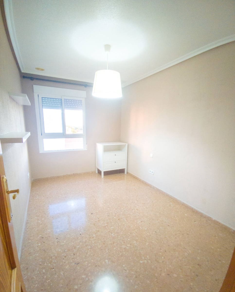 3 sovrum Lägenhet till salu i Torrellano med garage - 179 900 € (Ref: 9537340)