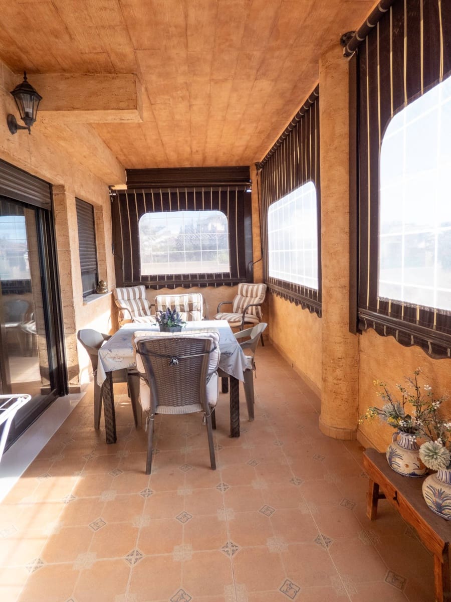 Chalet de 4 habitaciones en San Fulgencio en venta con piscina garaje - 630.000 € (Ref: 9543834)