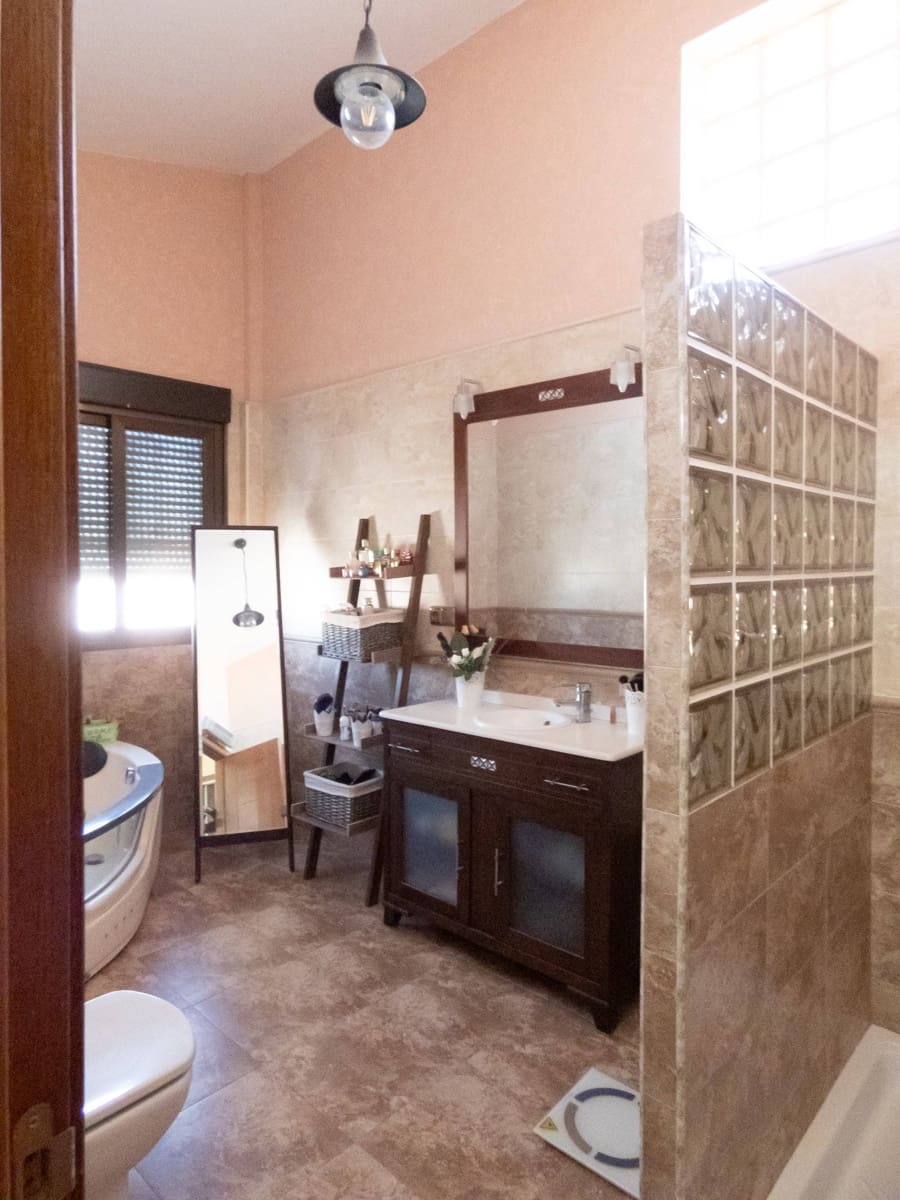 Chalet de 4 habitaciones en San Fulgencio en venta con piscina garaje - 630.000 € (Ref: 9543834)