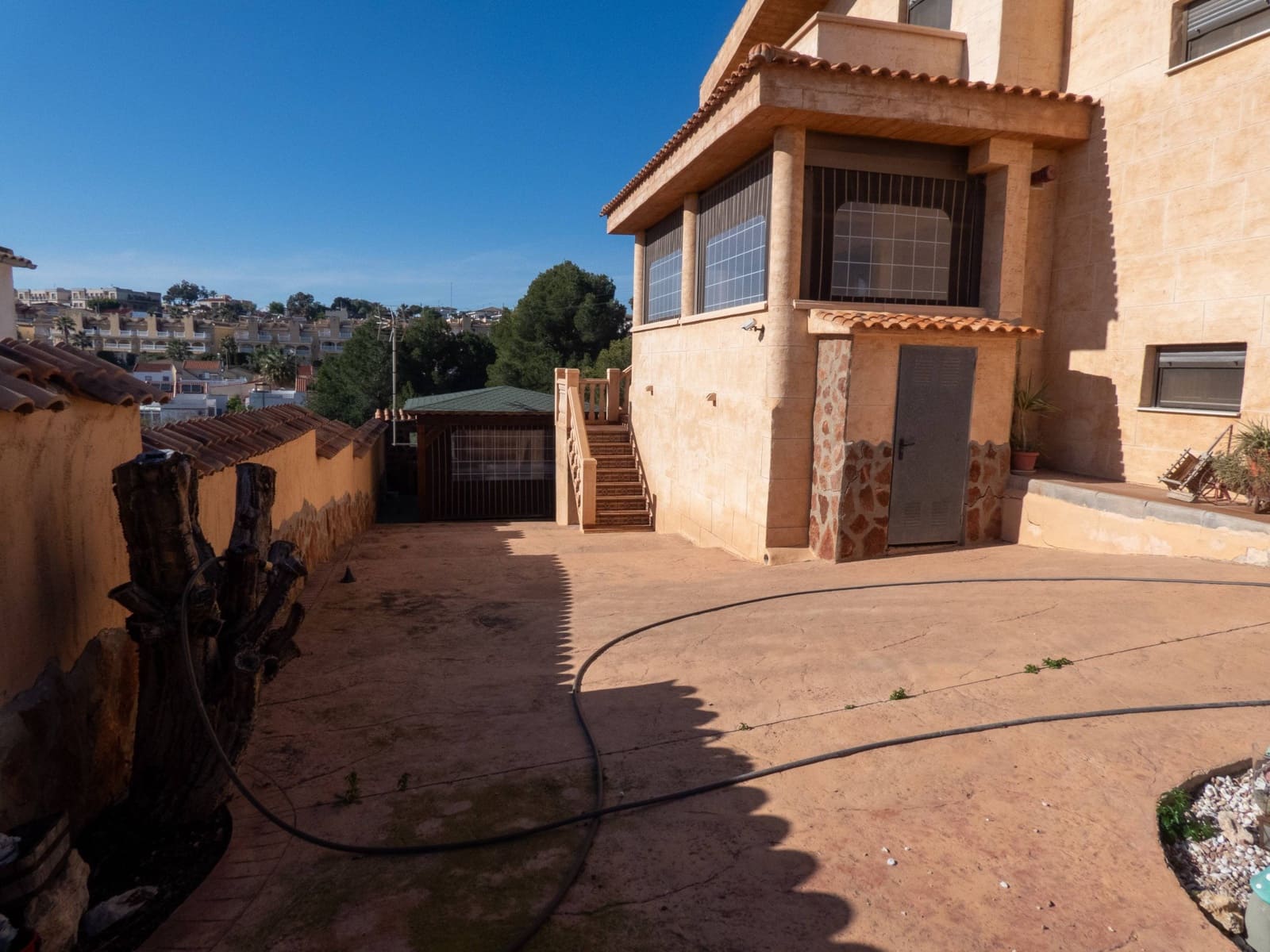 Chalet de 4 habitaciones en San Fulgencio en venta con piscina garaje - 630.000 € (Ref: 9543834)